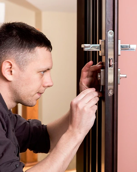 : Professional Locksmith For Commercial And Residential Locksmith Services in Vandenberg Village, CA