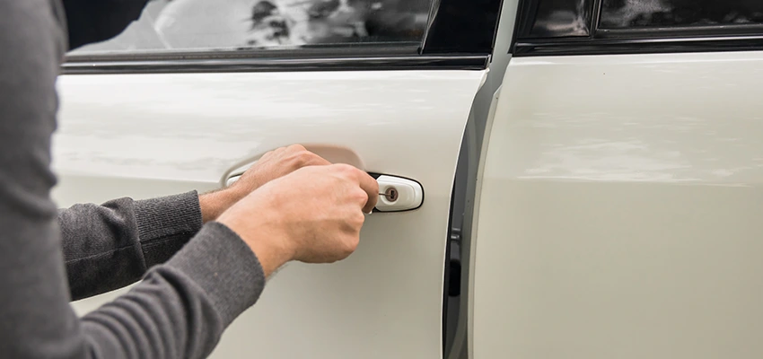 Unlock Car Door Service in Vandenberg Village, CA