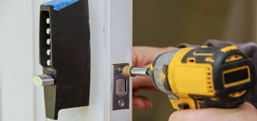 Eviction Locksmith For Key Duplication in Vandenberg Village, California